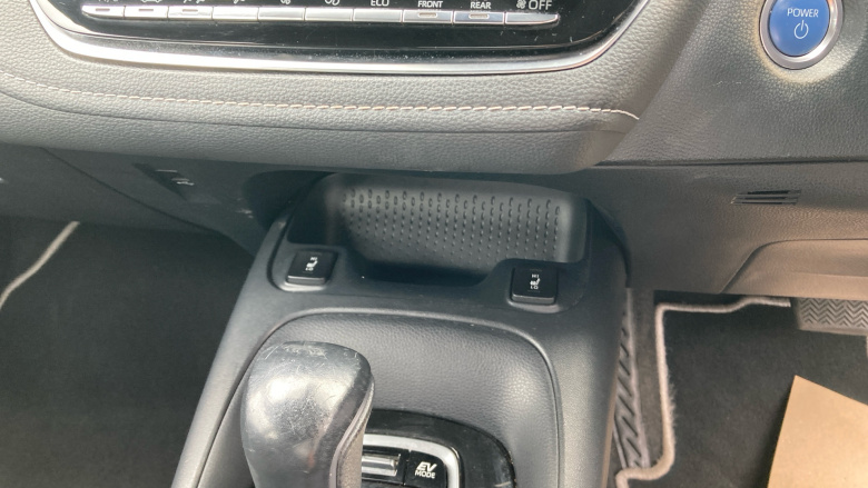 Toyota Corolla 1.8 VVT-i Hybrid Icon Tech 5dr CVT Hybrid Estate